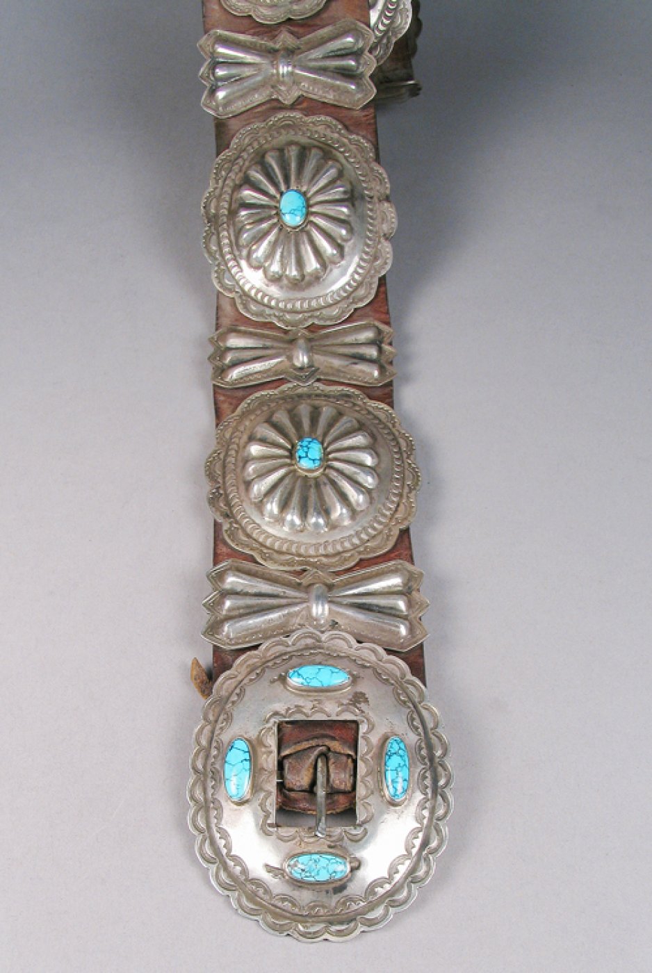 navajo-concho-belt-with-8-turquoise-c-1940-shiprock-santa-fe